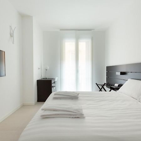 Porta Nuova Bright And Roomy Flat Mailand Exterior foto