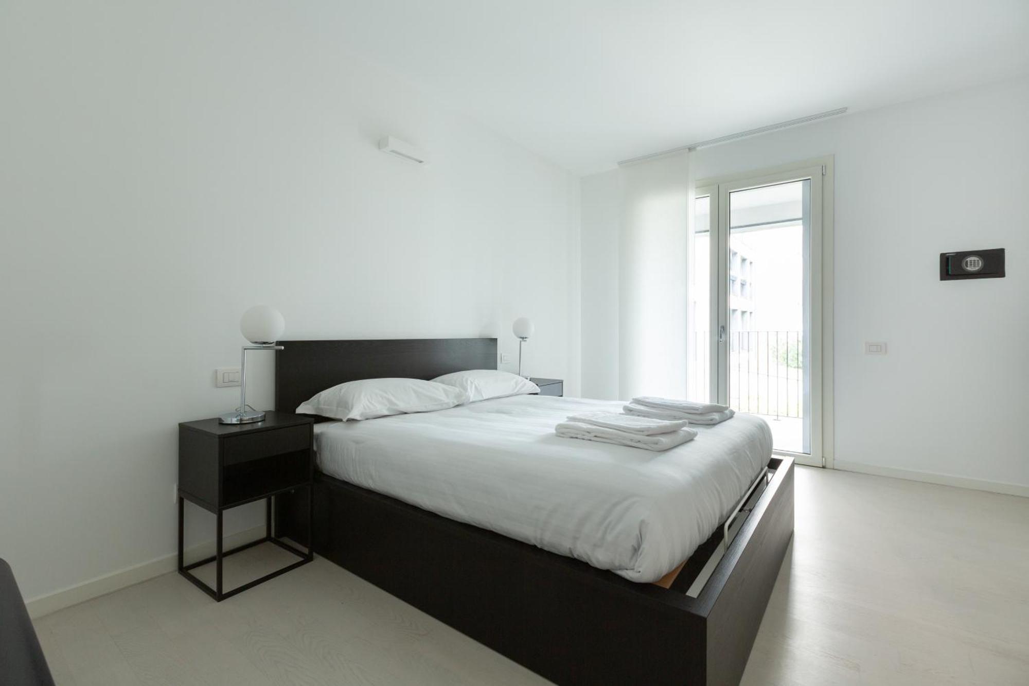 Porta Nuova Bright And Roomy Flat Mailand Exterior foto